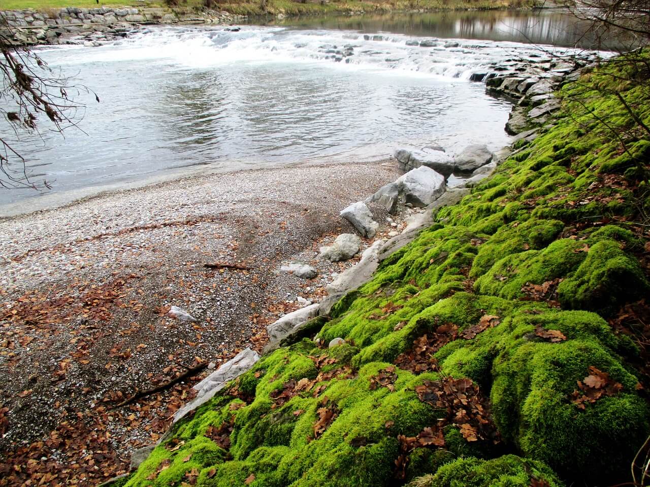 Fluss, Ufer, Wasserfall © Bild Von Markus Baumeler Auf Pixabay