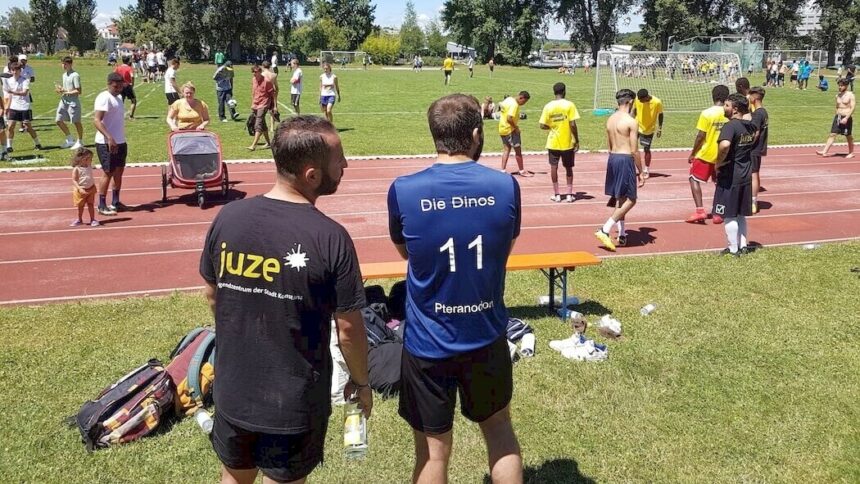 Fußballturnier „Kicken gegen Rassismus“: Jetzt anmelden!