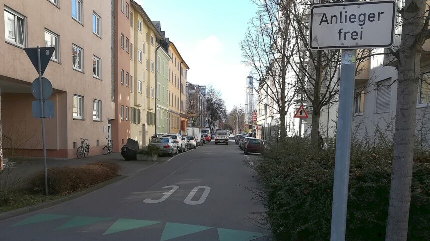 Markgrafenstraße Ecke Fahrradstraße Petershauser Straße 27.03.2019 © Harald Borges