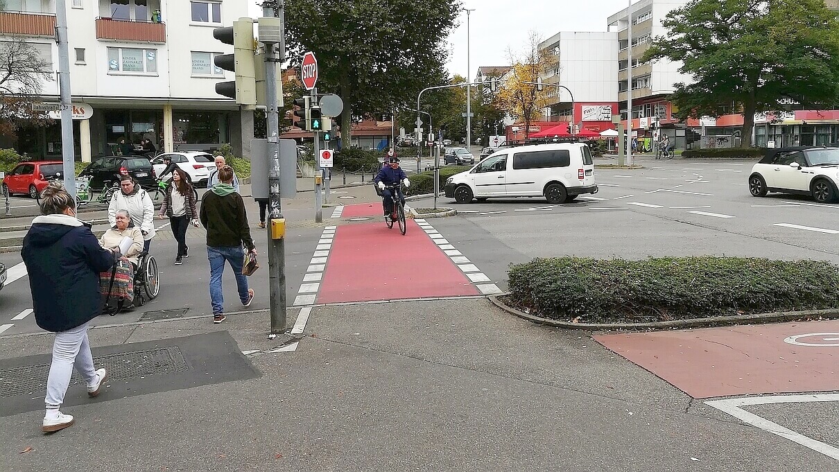 Zähringerplatz, Verkehr, Fahrrad, Ampel, Fußgänger 17.10.2020 © Harald Borges