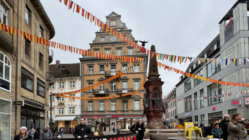 Kundgebung auf der Marktstätte: „Until the last hostage“